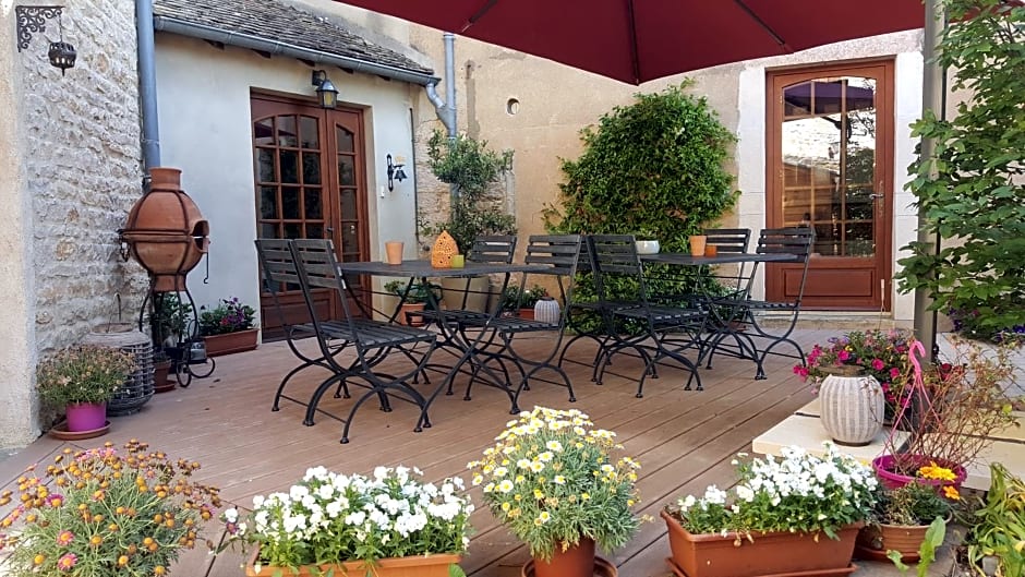 B&B Des Histoires d'Anges - Côté Jardin - Accueil Vélo