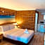 Buccaneer Motel