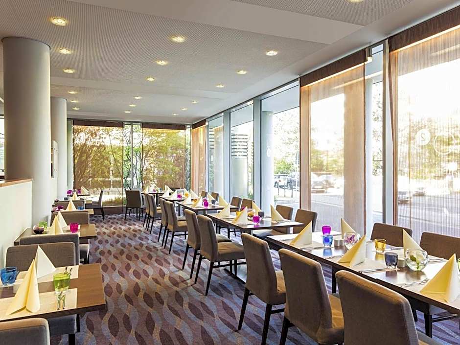 Novotel Duesseldorf City West Seestern