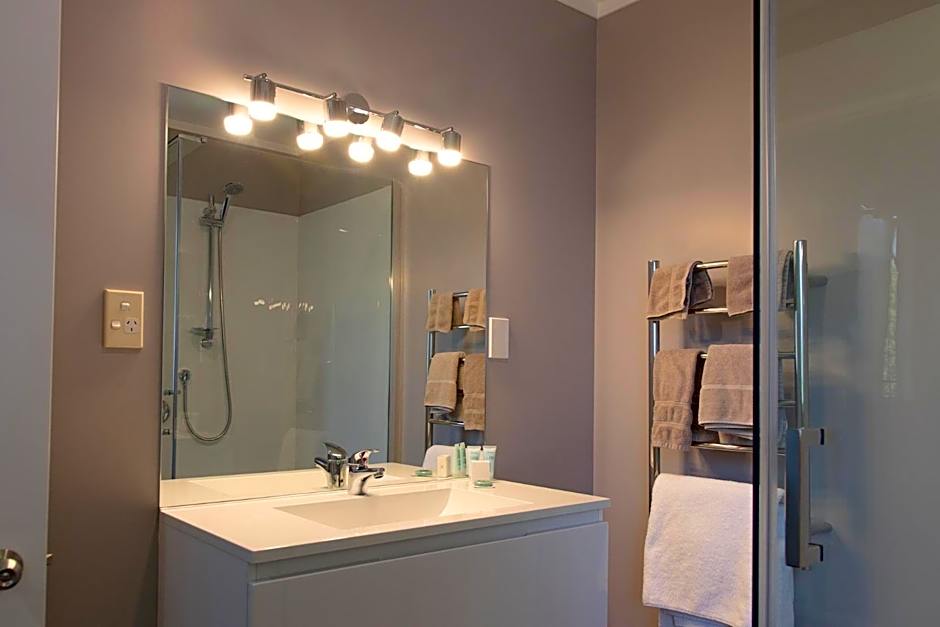 BKs Palm Court Motor Lodge