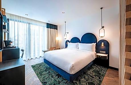 King Room with City View