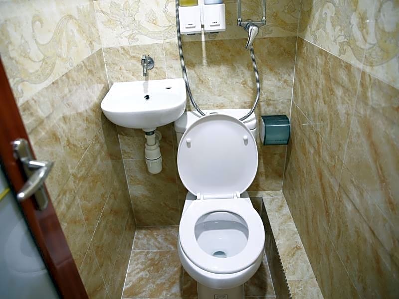 Everest Inn Guest House