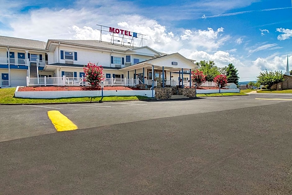 Motel 6-Front Royal, VA