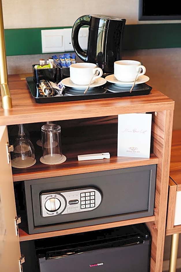 Petit Palais Platres Boutique Hotel