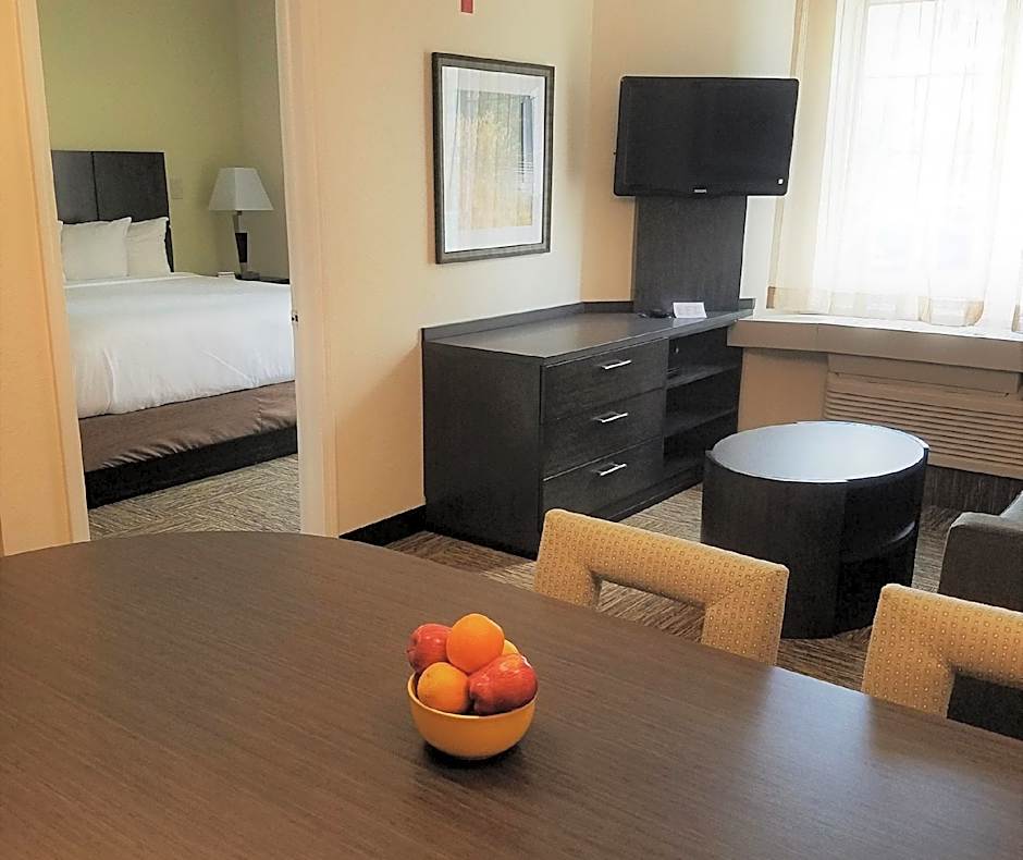 Candlewood Suites East Syracuse Carrier Circle By IHG