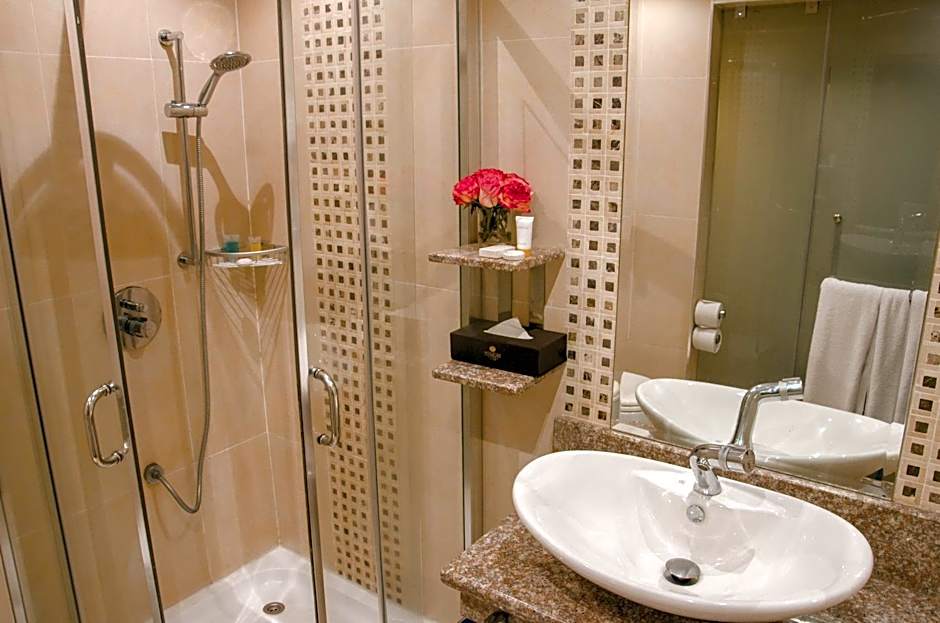 Best Western Plus Meridian Hotel