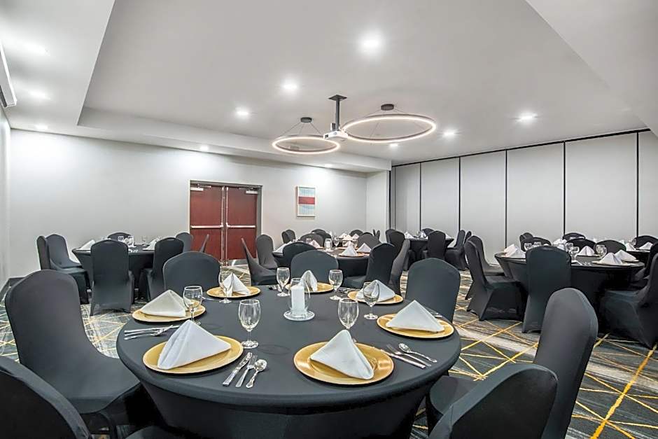 Holiday Inn Oklahoma City Airport By IHG