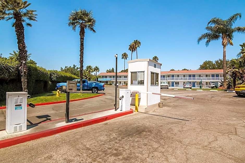 Motel 6-Sepulveda, CA - Los Angeles - Van Nuys - North Hills