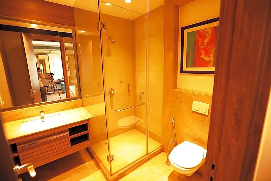 Lemonwood Suites By F9 Hotels