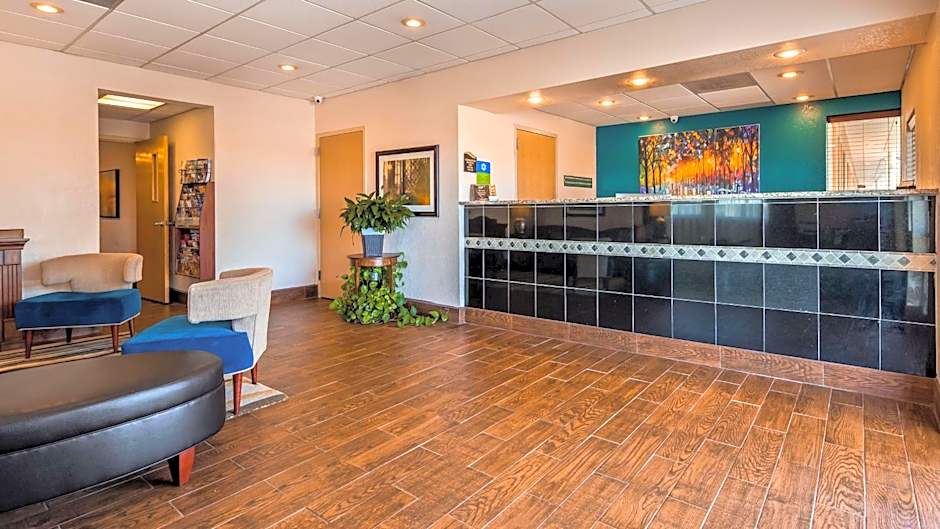 SureStay Hotel by Best Western Ottawa
