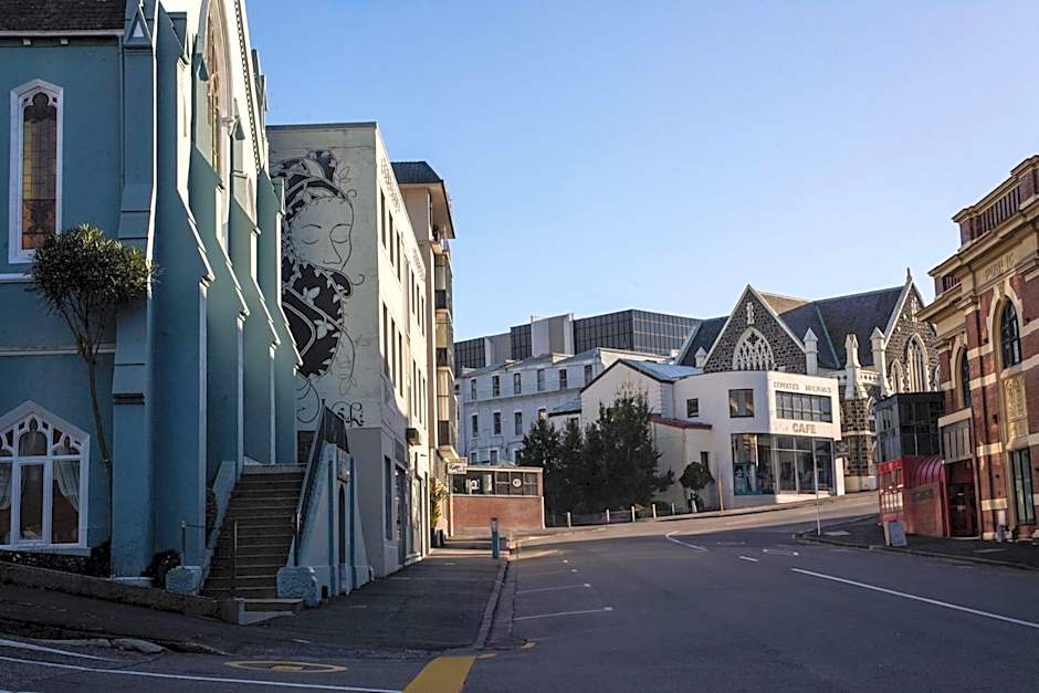 Chapel Apartments