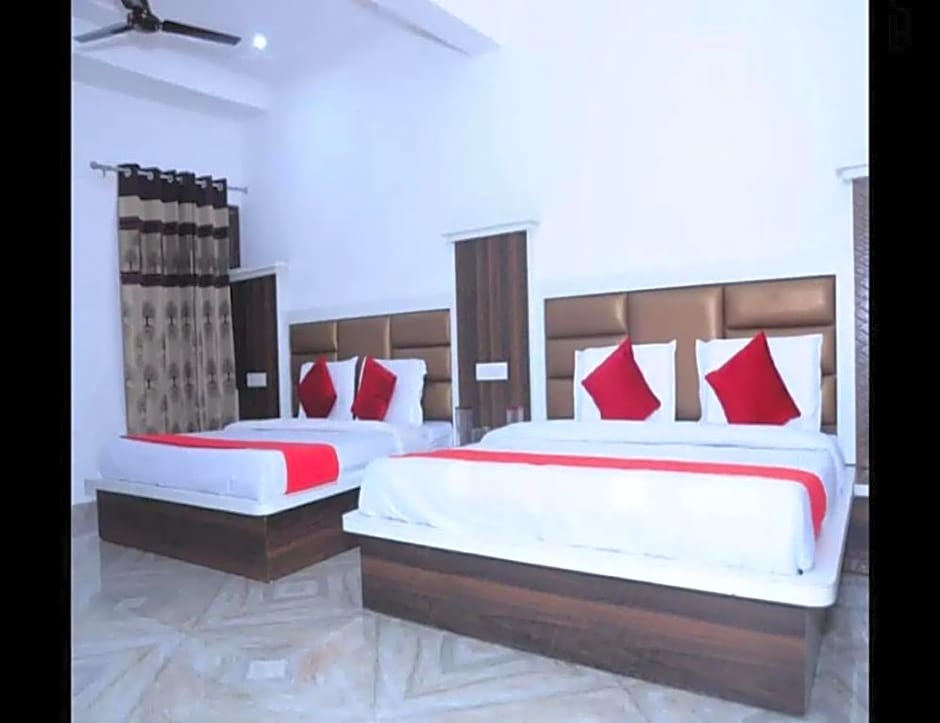 Hotel Lords Paradise