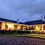 The Oaks Hotel