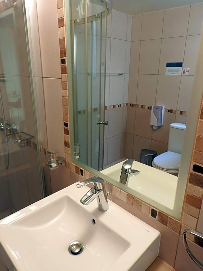 Hill View Hotel Apartments