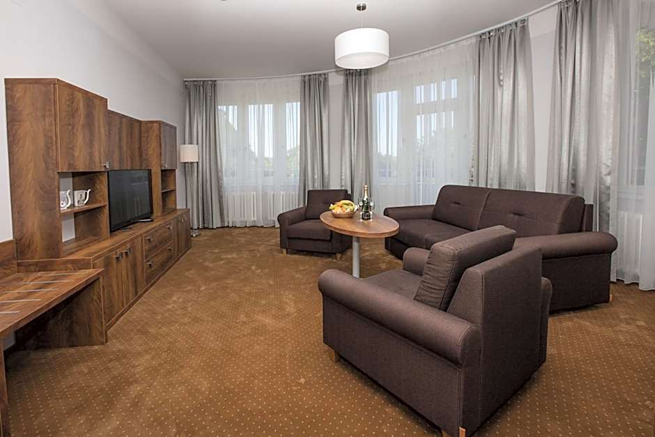 Hotel Bellevue Tlapak