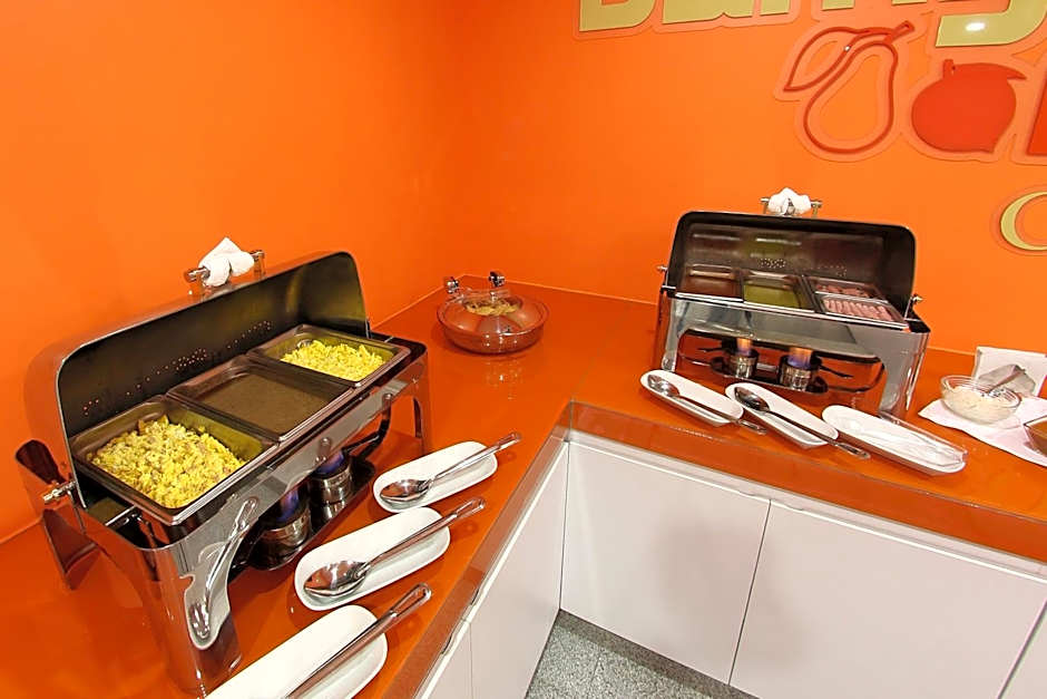 One Guadalajara Periférico Poniente