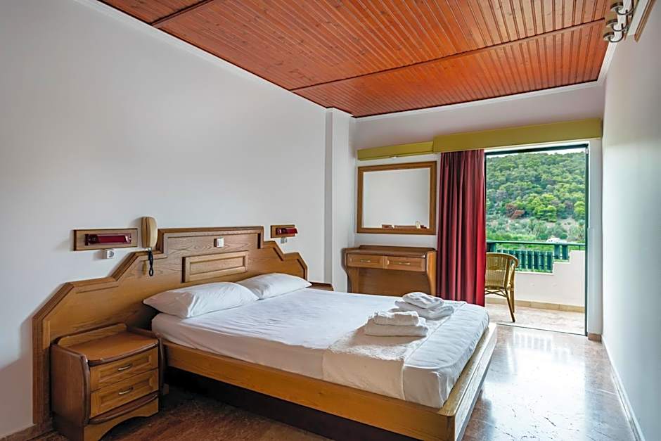 Binji Hotel