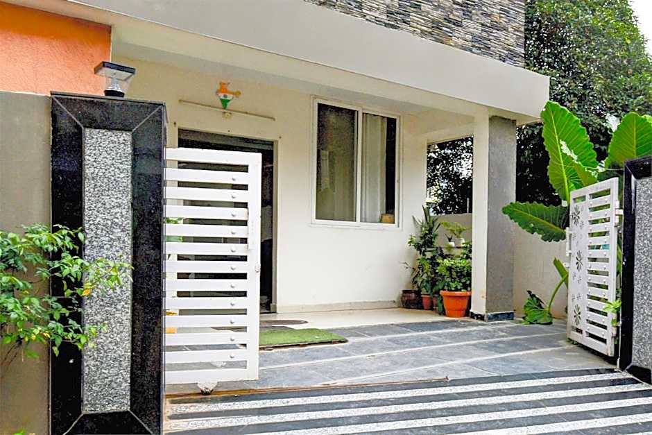 Super Oyo Flagship Hillside Hotels – Hyderabad, 