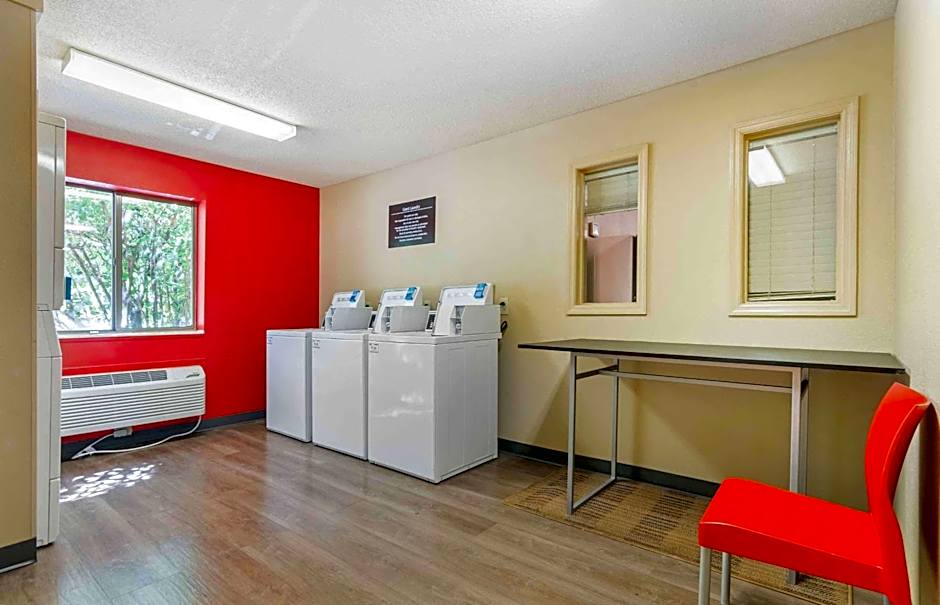 Extended Stay America Suites - St. Louis - Earth City