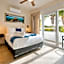 Hotel & Suites El Moro