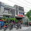 RedDoorz Plus near Amplaz Yogyakarta