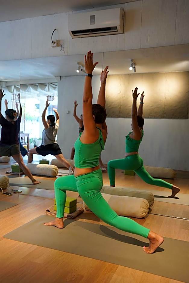 Seahouse Bali Indah Beach Inn