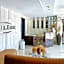 RedDoorz Plus @ Hotel Esse