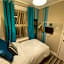 Delovely Hotel