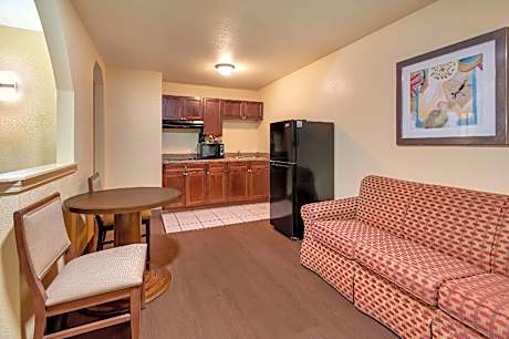 Efficiency Suite, 2 Queen Beds - Smoking
