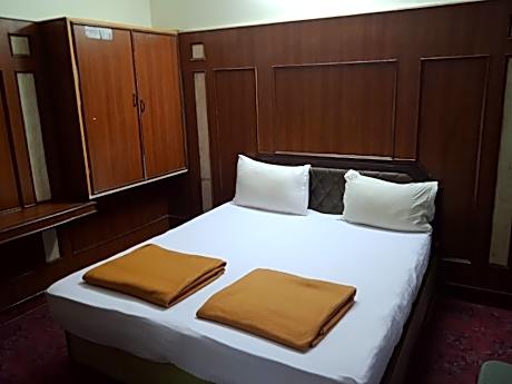 Four Bed