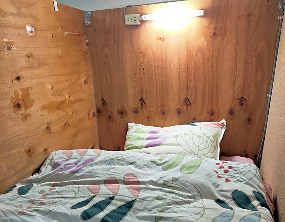 HOSTEL PAQ tokushima