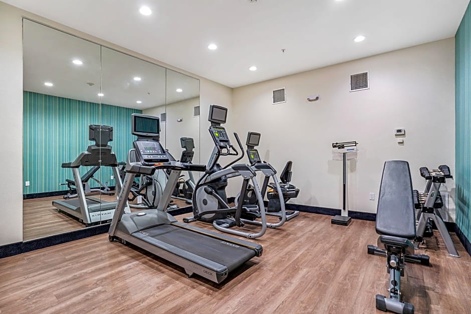 Holiday Inn Express Hotel & Suites Van Buren-Fort Smith Area By IHG