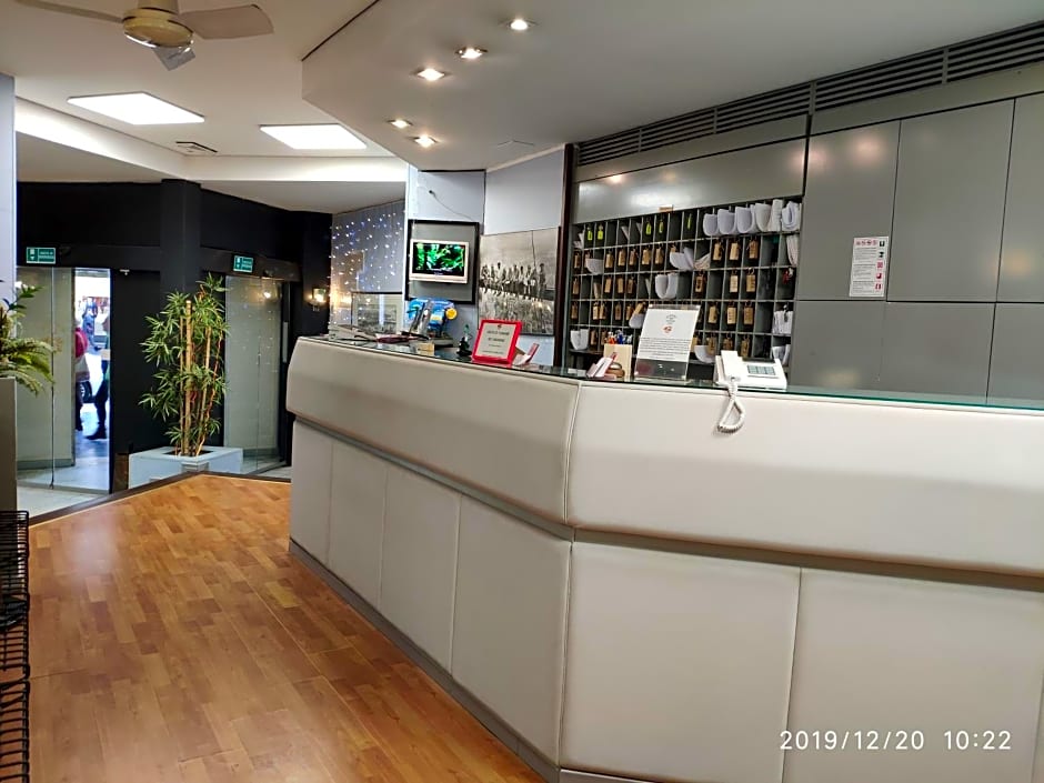 Giappone Inn Parking Hotel