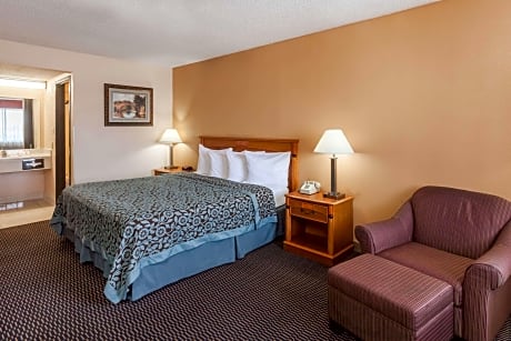 1 King Bed Mobility Accessible Room Non-Smoking