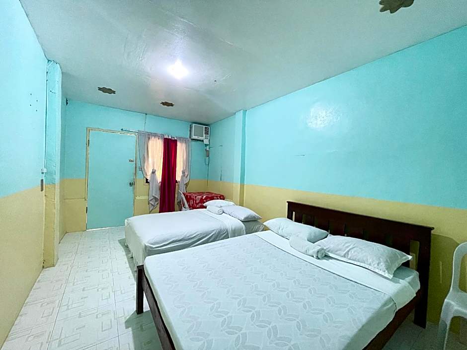 Merie Diz Sunrise Beach Resort by OYO – Oslob, IL