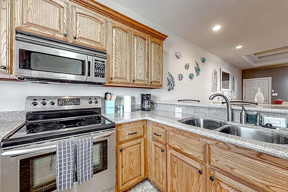 Sea Glass Condominiums #9