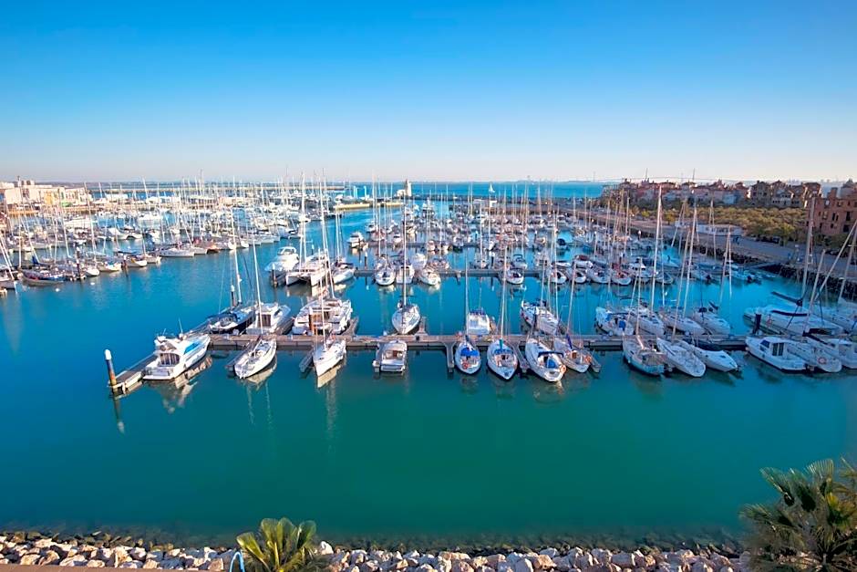 Suites Puerto Sherry