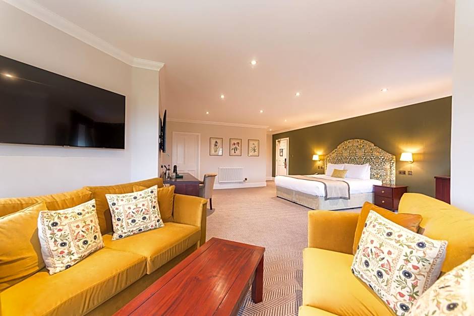 Photo 1 of 10 of Suite