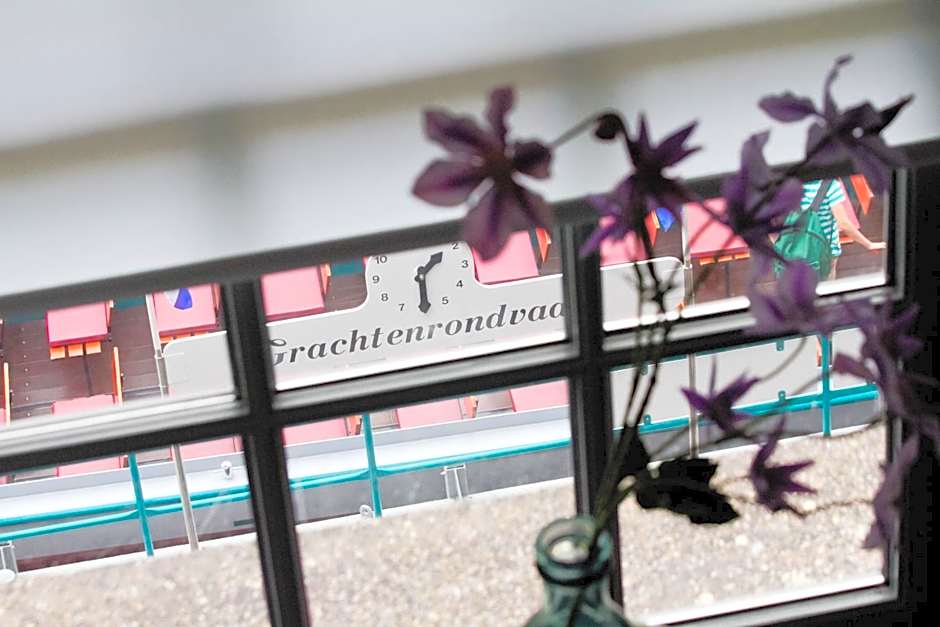 Wolf Hotel Kitchen & Bar