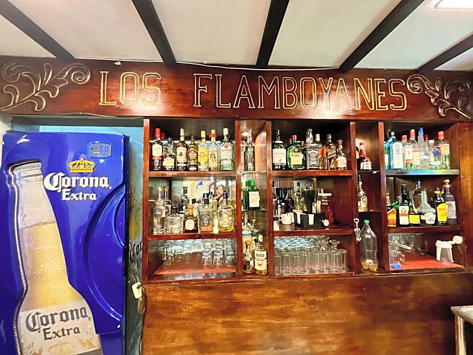 El Zaguán Colonial by GuruHotel