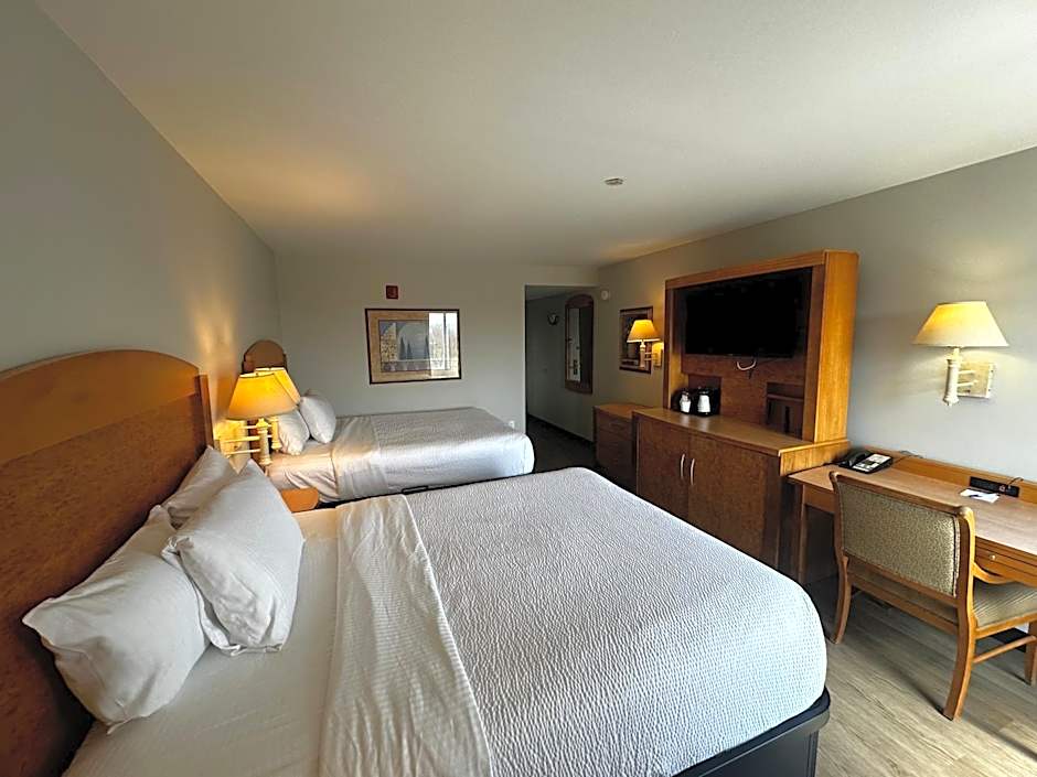 La Quinta Inn & Suites by Wyndham Islip Macarthur Airport