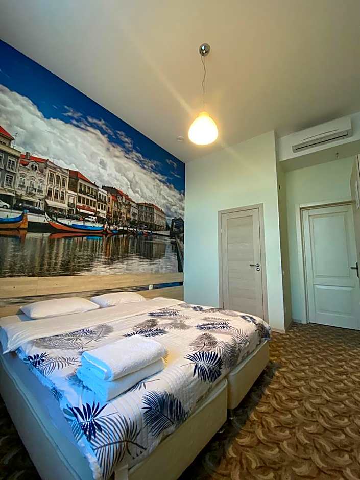 Elysian Hotel