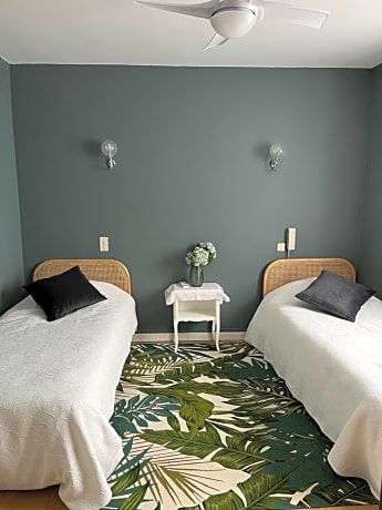 Twin Room with Private Bathroom