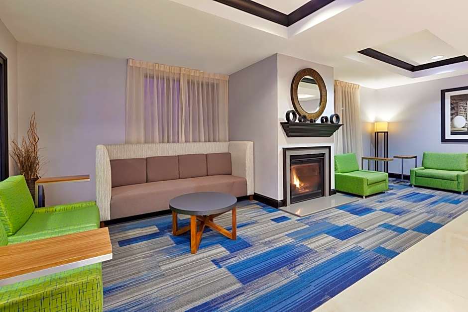 Holiday Inn Express Hotel & Suites Warminster-Horsham By IHG