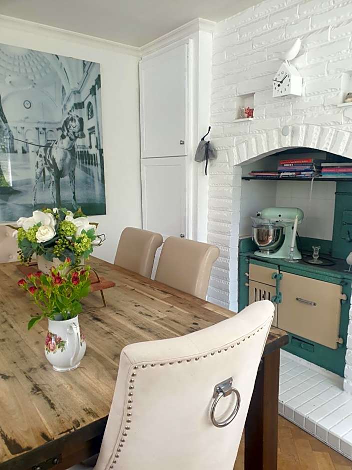 Windhaven Bed & Breakfast