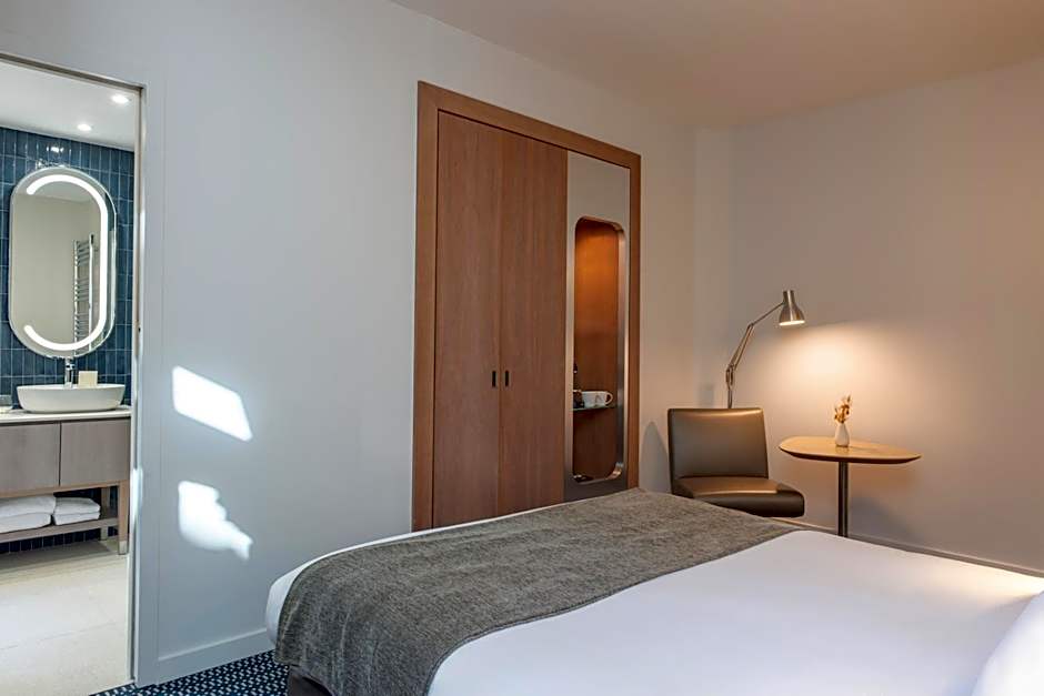 Le Grand Balcon Hotel