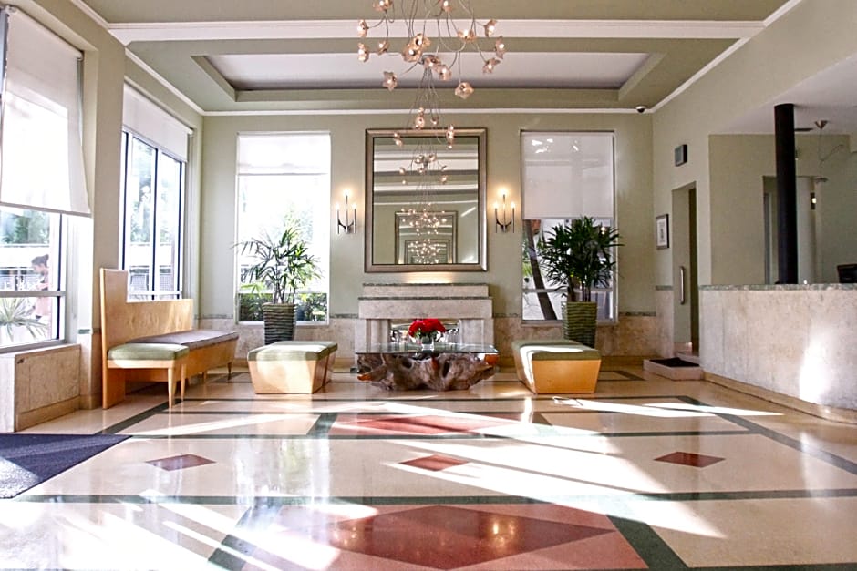 Crest Hotel Suites