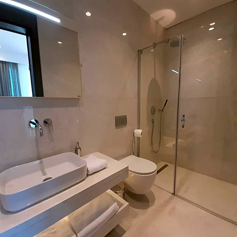 Mare Deluxe Residences  & Villas