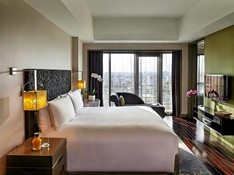 Prestige Suite with Club Millésime Access and City View