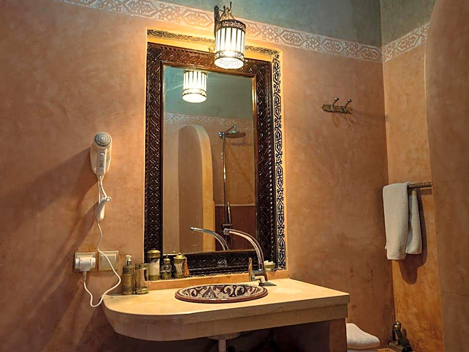 Riad 58 Blu
